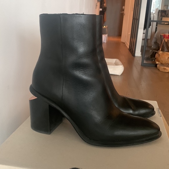 Alexander Wang Femme Black Ankle Boot - Picture 7 of 7